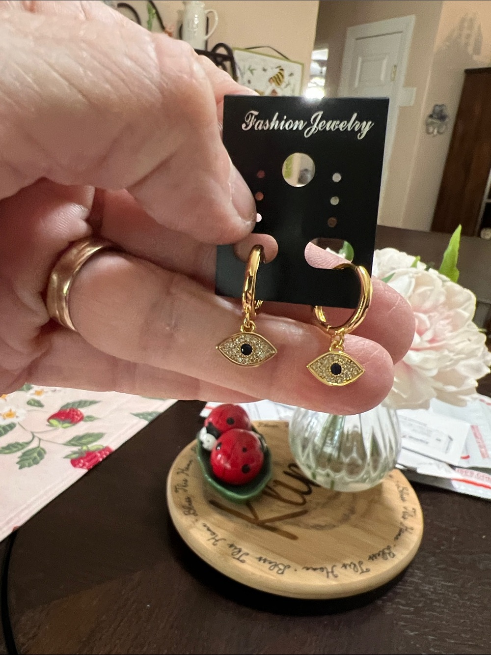 New Fashion Jewelry Gold Evil Eye Hoop Earrings with Black Center